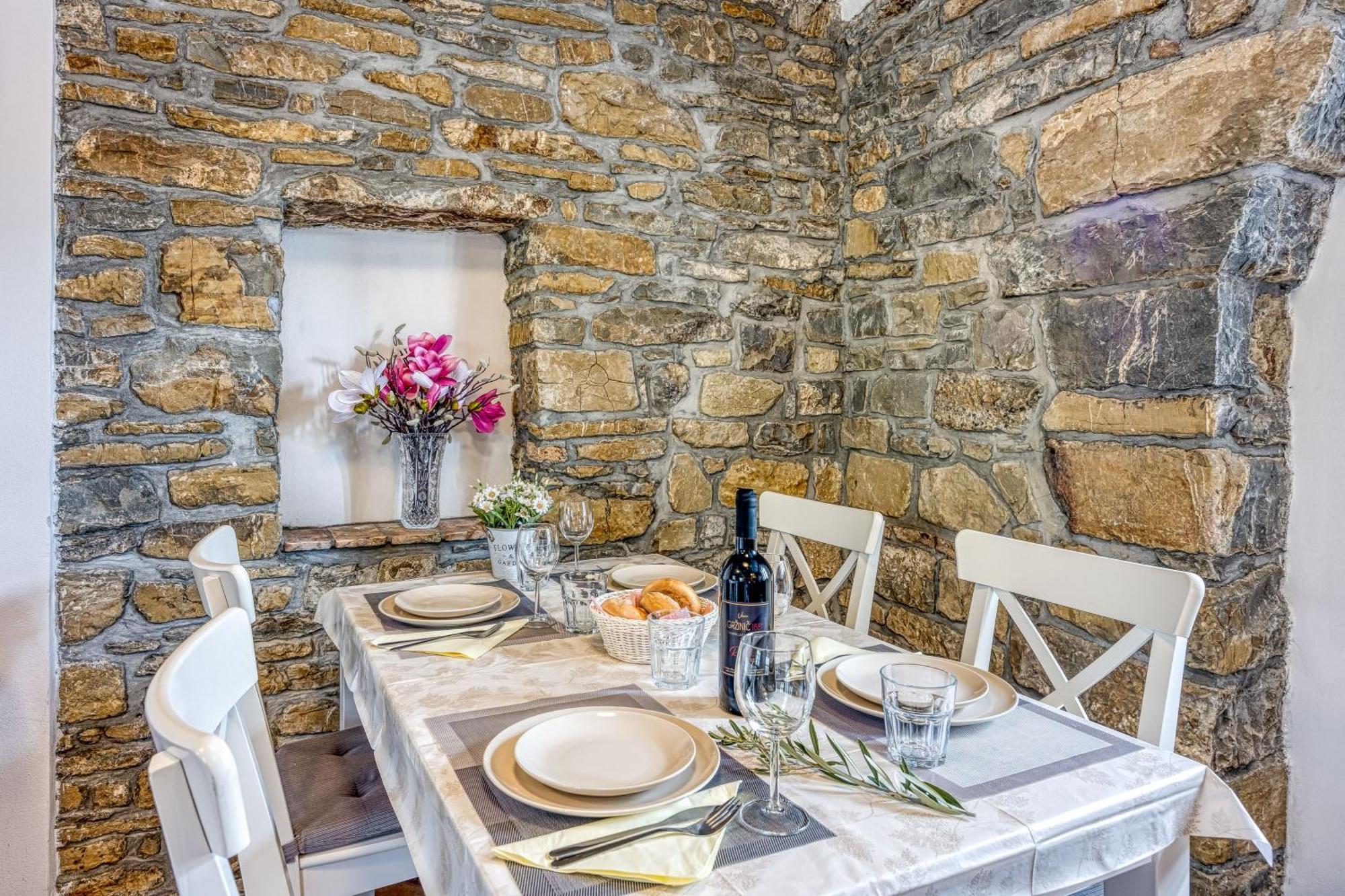 Apartman Istrian Casa Pr Marici - Happy
